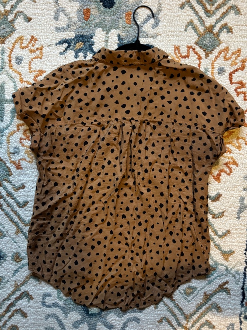 Sonoma Tan Relaxed Cheetah Print Button-Up Blouse XS hole in armpit area - Picture 7 of 7